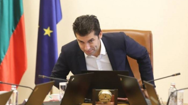 Кирил Петков ще се срещне утре с премиера на Гърция