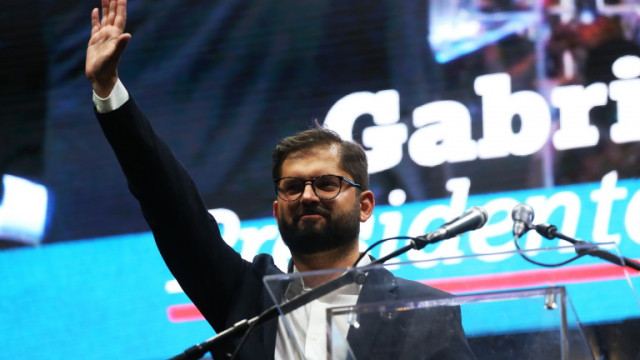 Левият политик Габриел Борич е новият президент на Чили съобщава