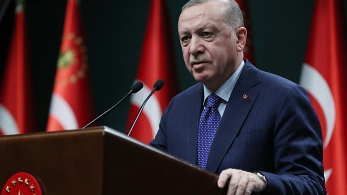 Ердоган за падането на турската лира: Външни сили се опитват да спират развитието на Турция