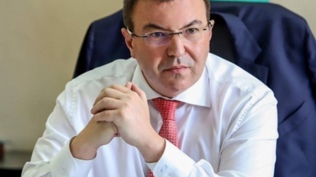 Управлението на Стойчо Кацаров е причината за кризата с COVID 19