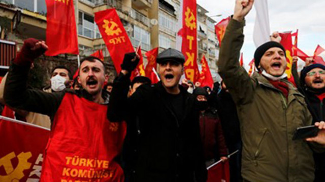 Ердоган пак обвини външни сили  че подкопават икономиката заканва се да върне