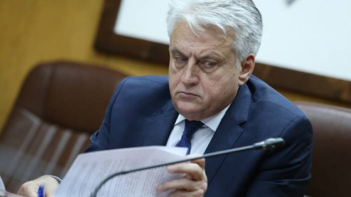 На практика - обвиняемият по АМ Хемус“ е отвлечен от