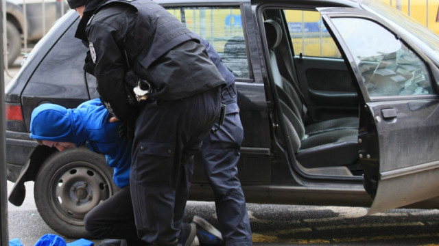 Арестуваха мъж откраднал автомобил в София съобщава БНТ Колата е