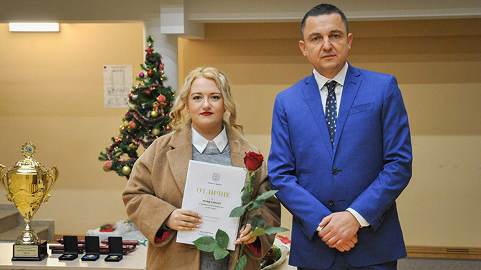 За добър старт в професията: 15 млади учители получиха отличия от Община Варна