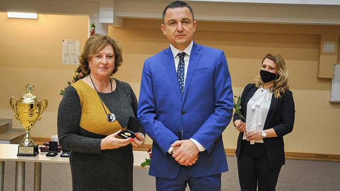 За добър старт в професията: 15 млади учители получиха отличия от Община Варна