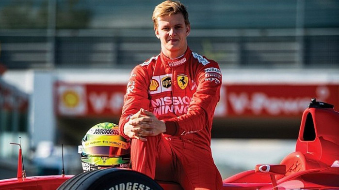 Мик Шумахер се доближава до ролята на основен пилот на