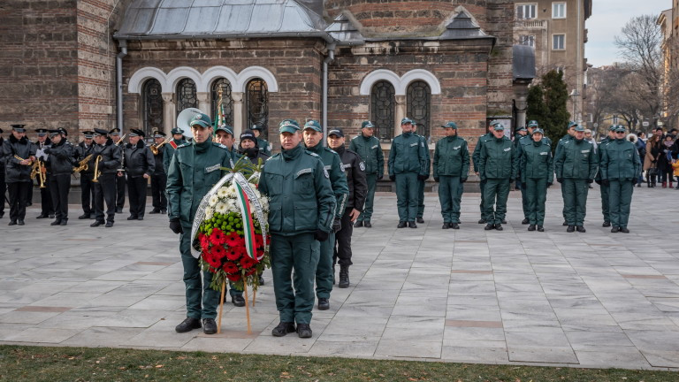 2021 г. има 4 пъти повече опити за незаконно минаване през България в сравнение с м.г.