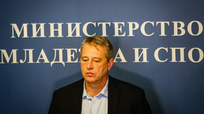 Изпълнителният директор на Левски Иво Ивков говори пред медиите след