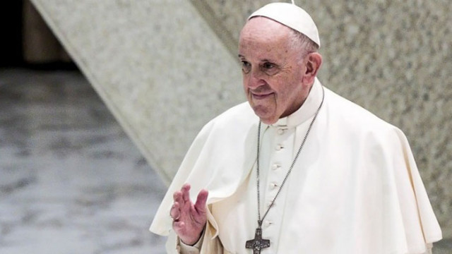 Папа Франциск  отправи традиционното си празнично коледно обръщението   Към Града