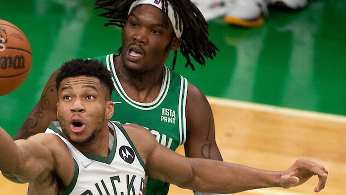 Янис Адетокумбо изигра уникален мач при победата на Милуоки Бъкс