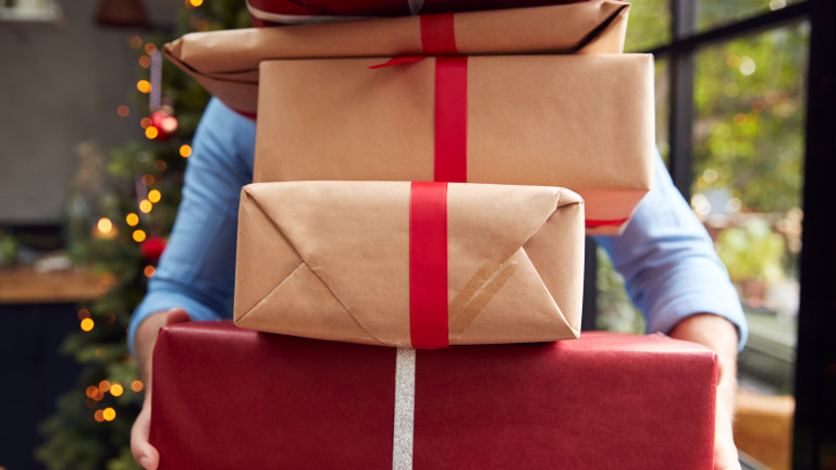 Коледа - чакаме я има-няма два месеца, подготвяме се за