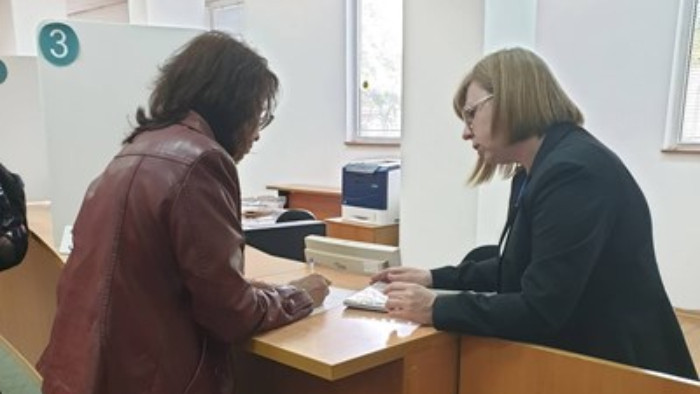 НОИ влиза в телефона, дават ПИК с дипломата за средно и висше