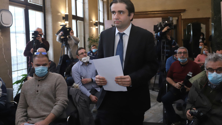 Ролята на електронно управление е не да се премахнат гишетата,