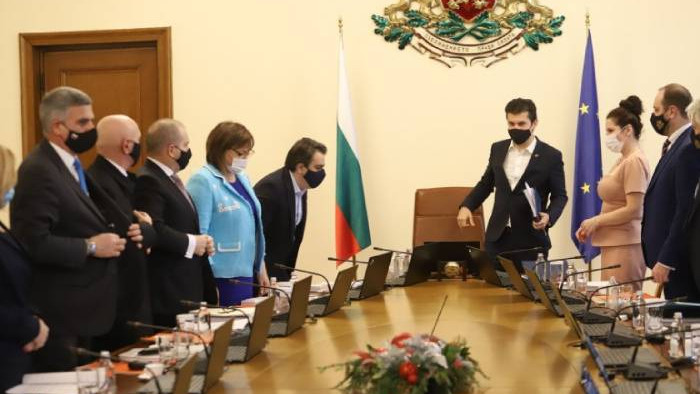 Преди да бъде назначен Венелин Димитров е работил като шеф