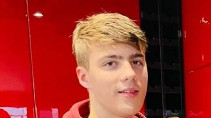 Момчето било на ски с приятели и с баща си