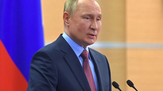 Руският президент Владимир Путин подписа закон за премахване на задължителния годишен