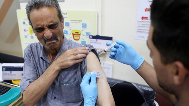 Израел вероятно ще разреши вторите бустерни инжекции с ваксината срещу