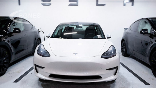 Американската компания Tesla изтегля 475 хиляди електромобила заради проблем с