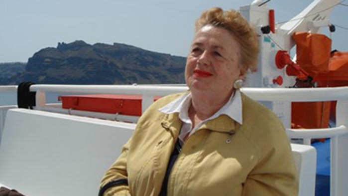 Изпращам годината с тъжната новина, че днес ни е напуснала