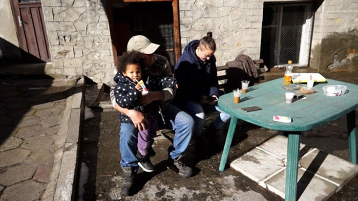 Триград спаси училището си с хлапета от Танзания, сега намери и лекар от Африка