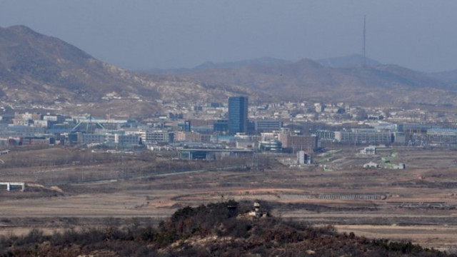 Южнокореец премина през силно милитаризираната граница при рядко бягство в Северна Корея