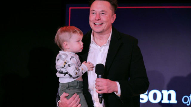 Изпълнителният директор на Tesla и SpaceX Илън Мъск е известен