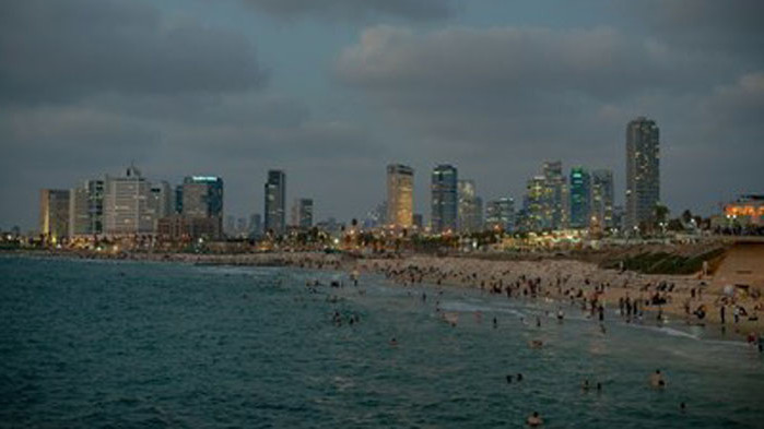 Израел ще допуска от 9 януари чужденци, за които се