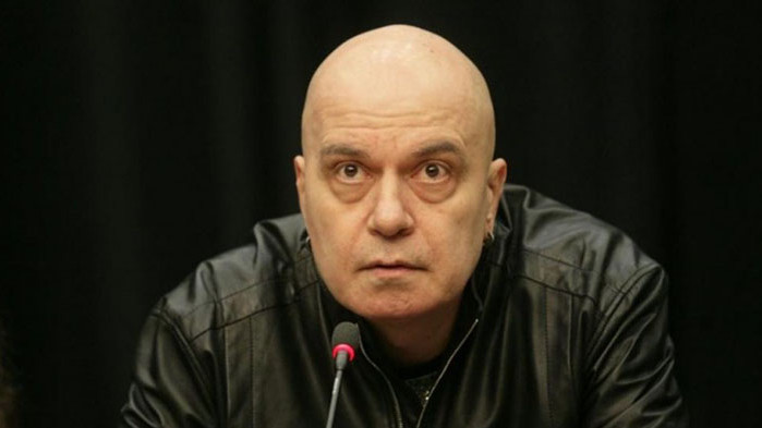 Опозицията в РСМ искат нота срещу Слави Трифонов