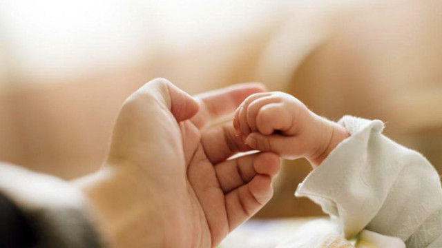 През 2021 г. най-много бебета са кръстени Виктория и Александър