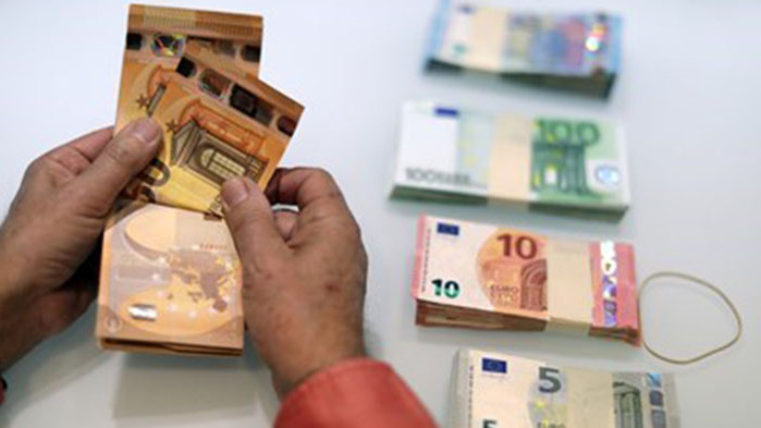 Овчар в Гърция намери 50 хил. евро в бидон. Невероятна