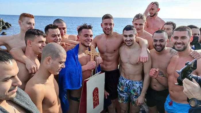 Димитър Петров е на 19 години и за втори път