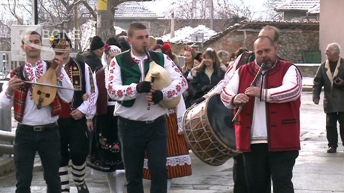 Според народните вярвания Св. Йоан Кръстител е покровител на кумството