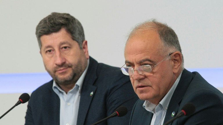Атанасов: Янев и Рашков да разберат, че са министри в редовен кабинет