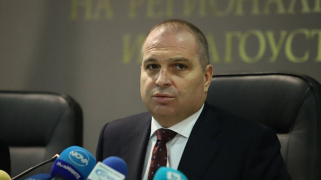 Новият регионален министър Гроздан Караджов обяви че от 1 април