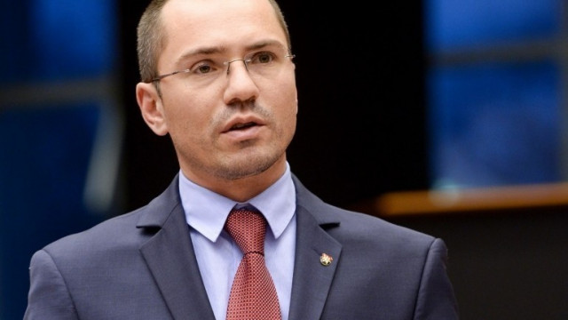 Българското правителство има шанс да устои на натиска за РСМ