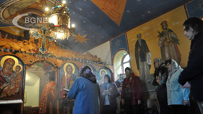 На 11 януари православната църква почита Св. преподобни Теодосий Велики.
