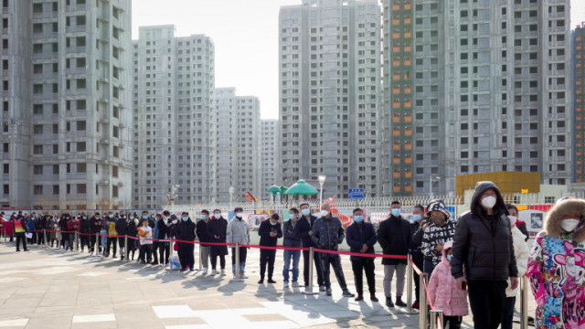 Трети китайски град обяви локдаун заради огнище на Covid 19 с