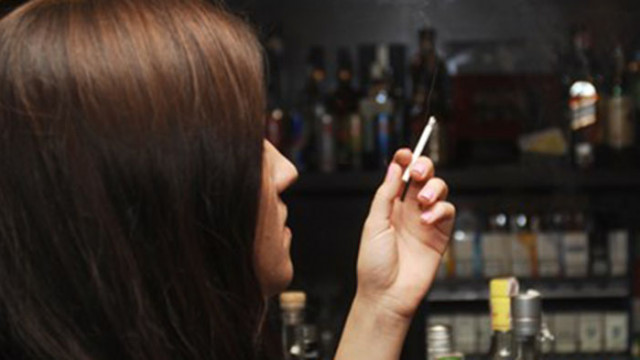 Жените по-трудно отказват цигарите, според мащабно проучване