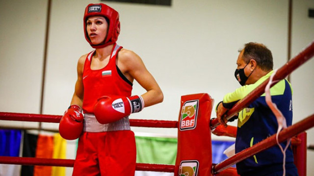 Българската боксьорка Станимира Петрова ще смени категорията за международната надпревара