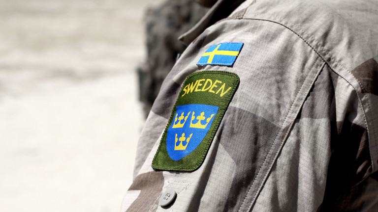 Шведските военни обявиха, че са засилили видимите си дейности на