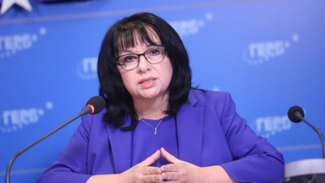 Депутатът от ГЕРБ Теменужка Петкова е в болница с коронавирус