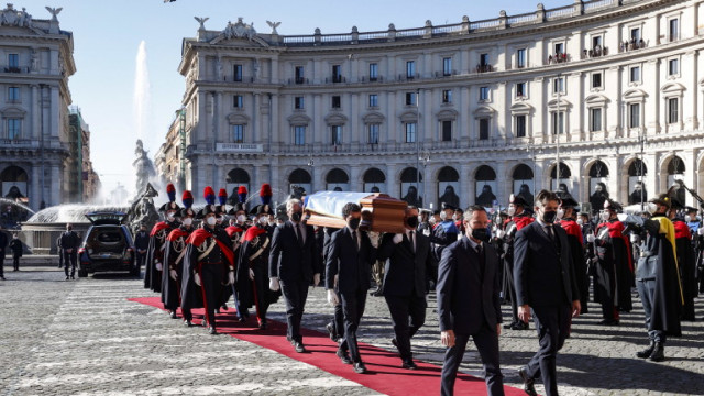 В петък в Италия се състоя погребението на председателя на