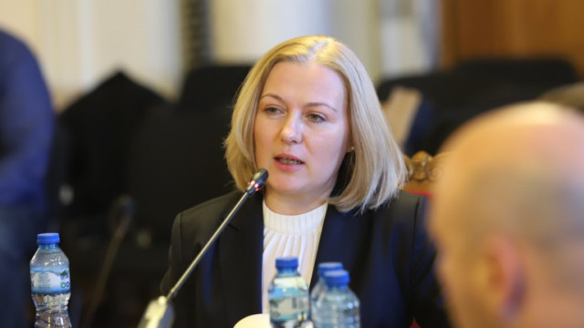 Правосъдният министър Надежда Йорданова не може да приеме че правителството