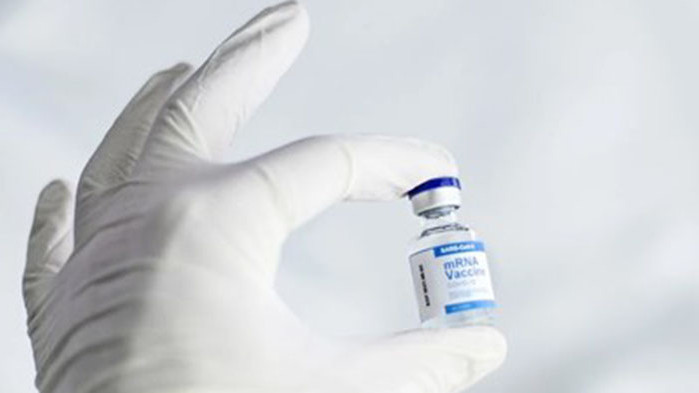 Испанската ваксина срещу COVID ще e готова до средата на годината