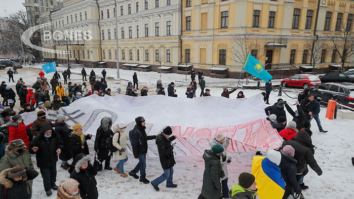 Европа няма шанс в евентуална война с Русия