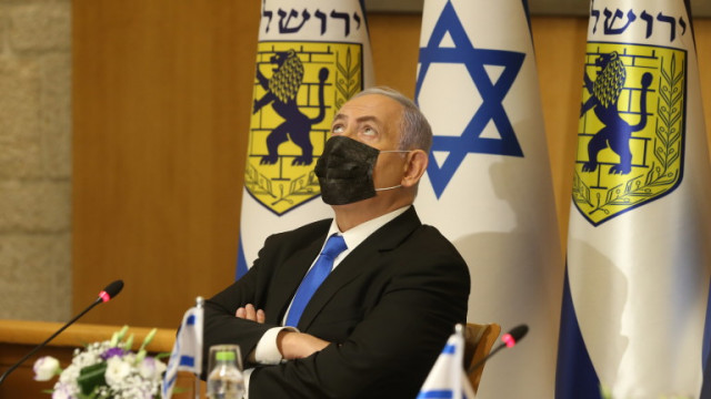 Бившият израелски министър председател Бенямин Нетаняху преговаря за споразумение по делото