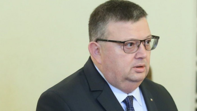 Сотир Цацаров е депозирал оставката си в НС съобщи БНТ