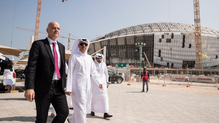 Нов скандал във ФИФА: Инфантино живее в катарски палат