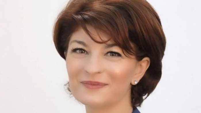 Десислава Атанасова: Необяснимо е как Радев се превърна в разединител на нацията