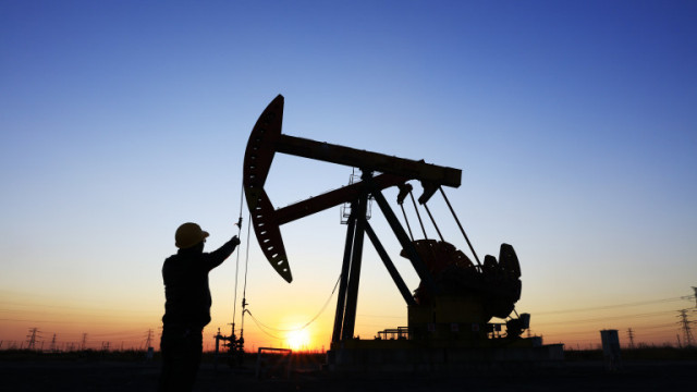 Петролът е най-скъп от октомври 2014 г. насам